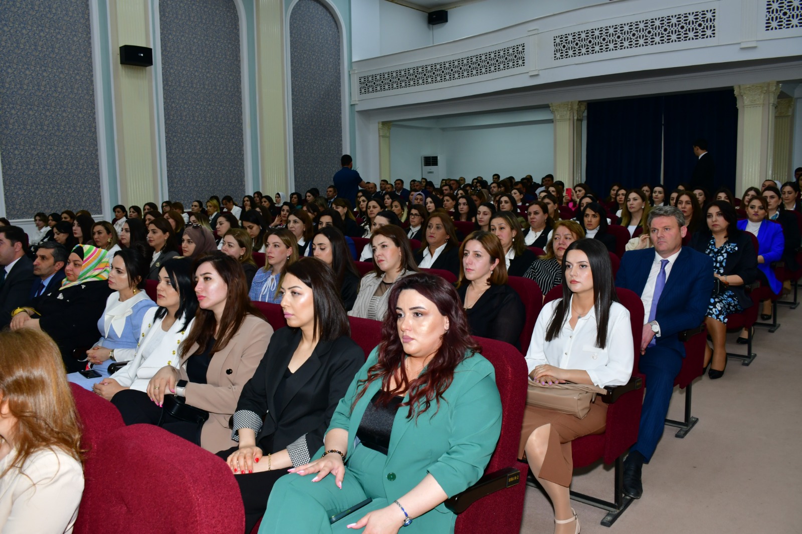 “Təhsildə yeni çağırışlar” regional konfransı təşkil olunub